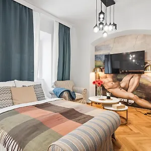 https://old-town-square-appartment.praguehotelsweb.com